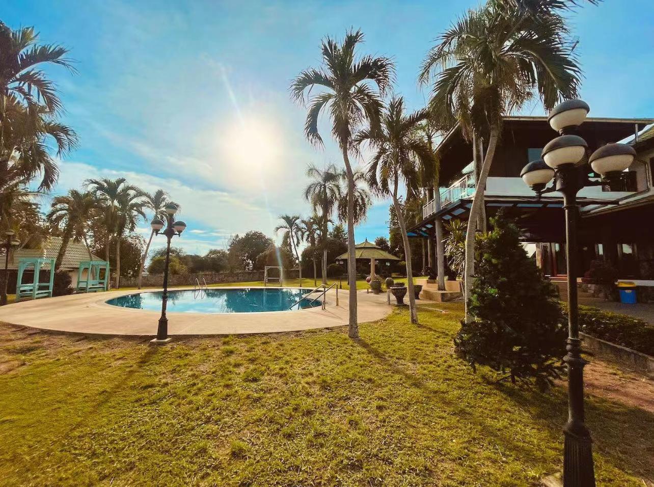 Ban Huai Yai Phoenix Golf 10 Badroom Pool Villa מראה חיצוני תמונה
